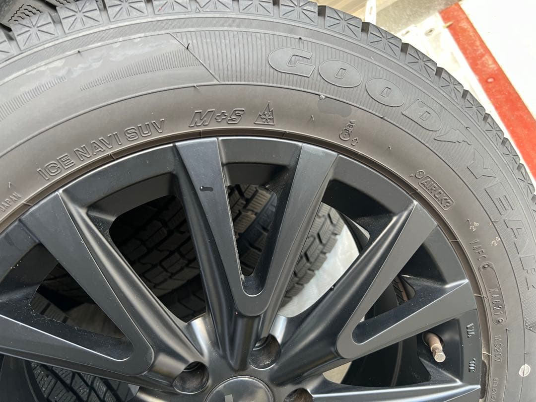 225/60R17 スタッドレスタイヤ4本セット