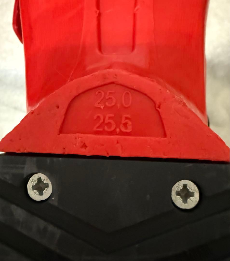 Atomic Hawx Jr4 ジュニア用スキーブーツ