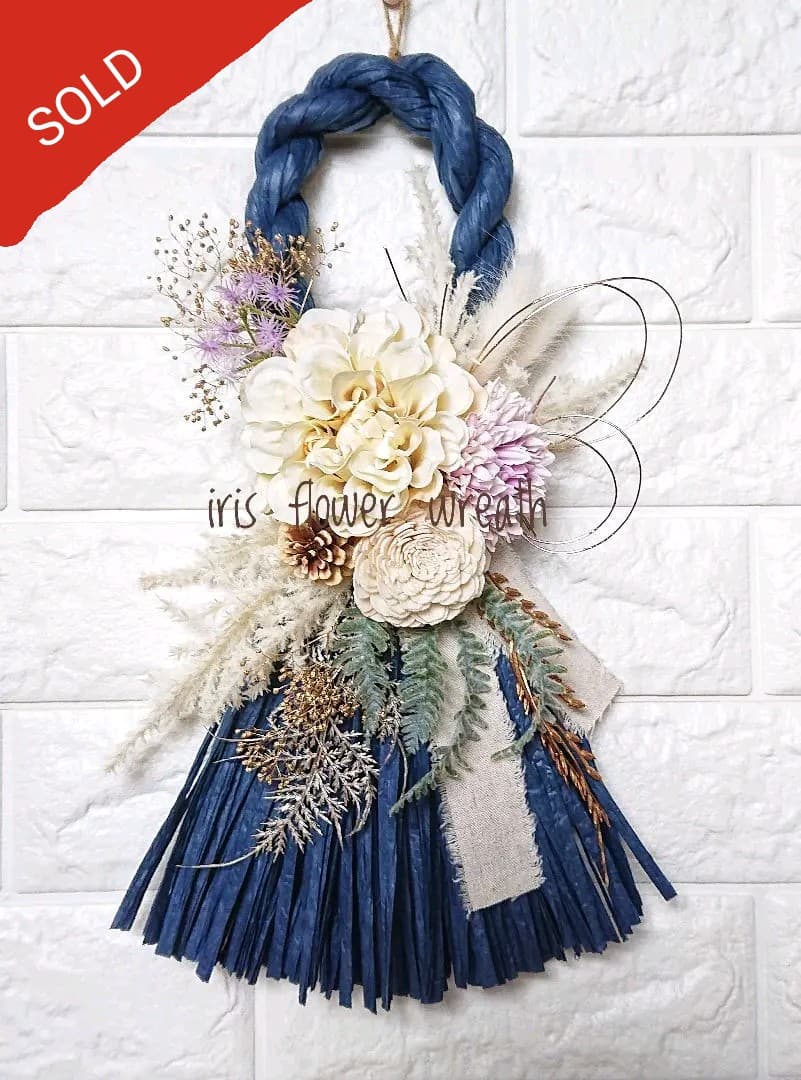 ダリアの洋風しめ縄リース
