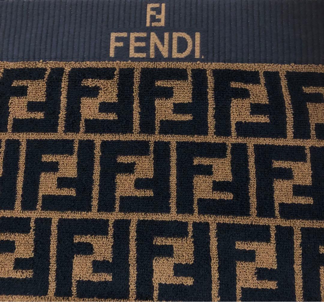 FENDI タオルケット ズッカ柄　フェンディ　寝具　箱付き
