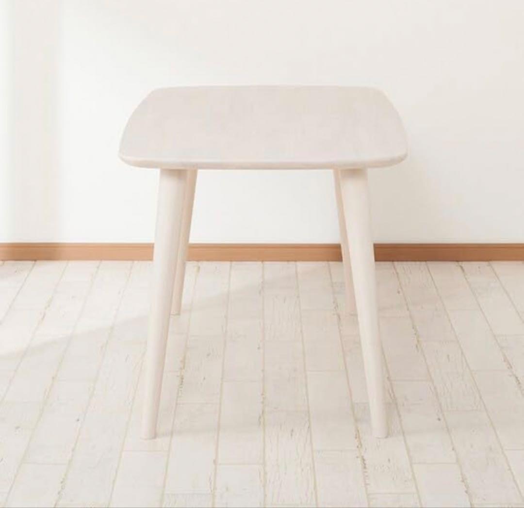 ダイニングテーブル　(ナッツ) ニトリ　ホワイト