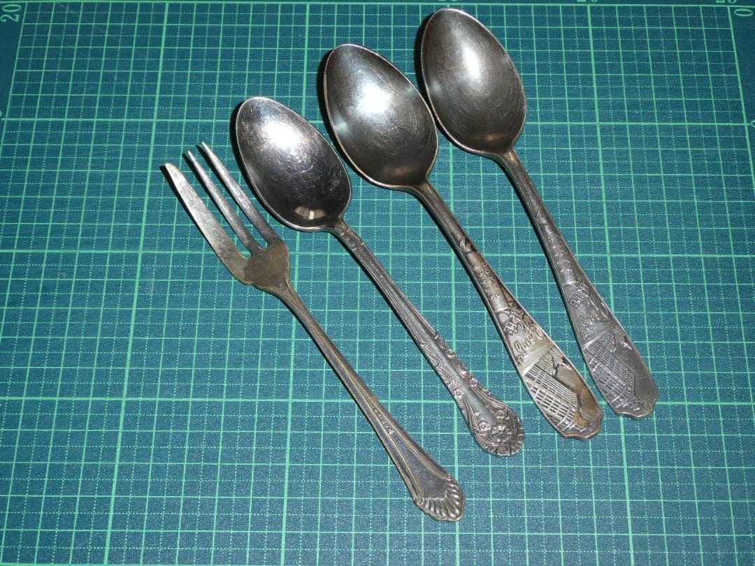 銀製カトラリーセット フォークとスプーン
