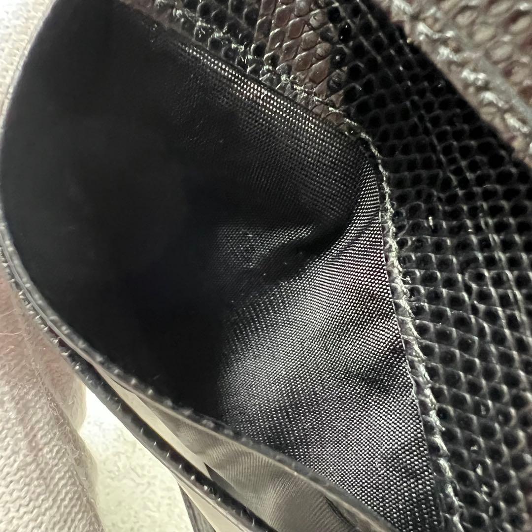 専用　Ferragamo ヴァラリボン レザー 折り財布 レディース 8305