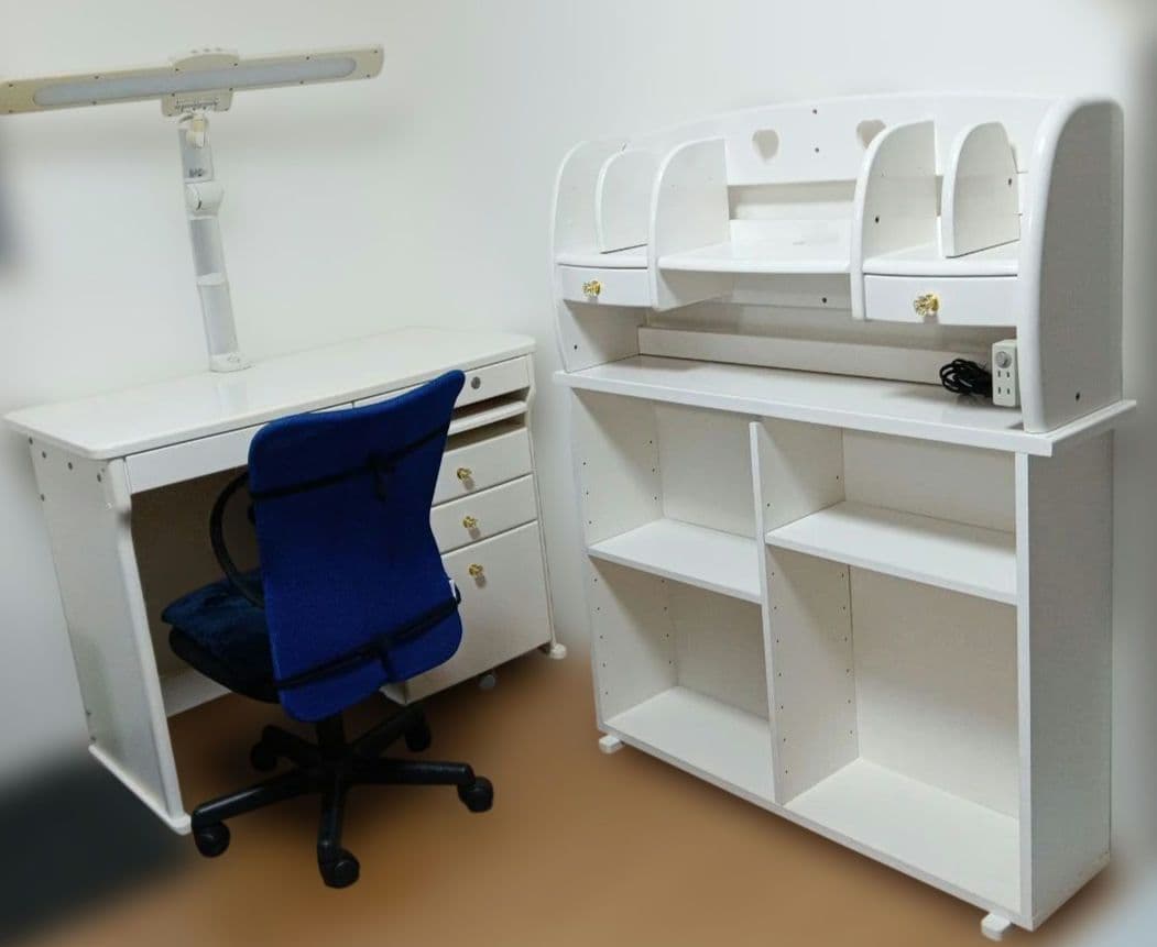 【引き取り限定】ニトリ組み合わせ自由学習机セット+カインズの椅子　4点まとめ売り