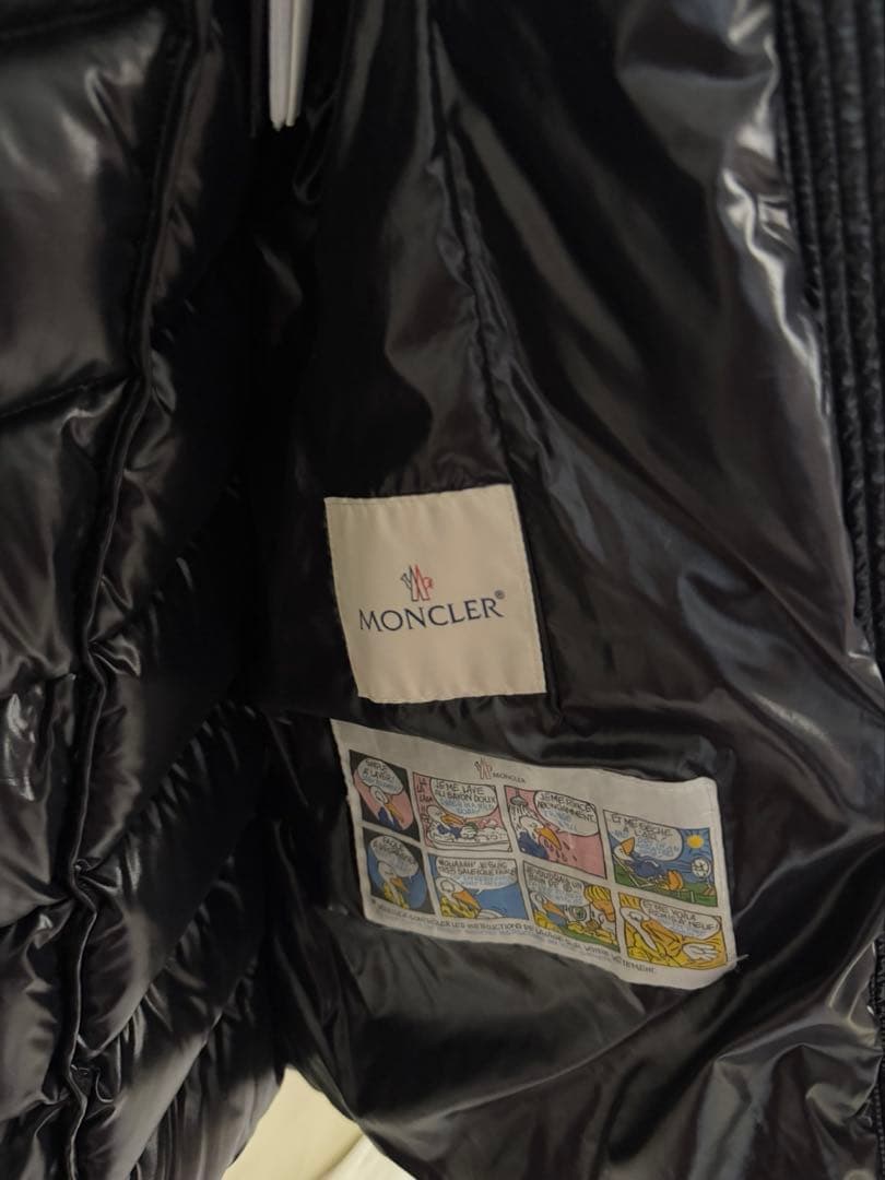 モンクレール　ロングダウン　レディース