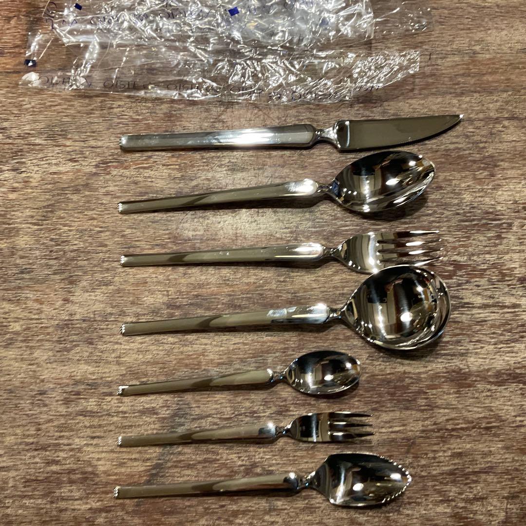 新品未使用！TRIO 18-12 ステンレス ソナタ カトラリーセット 35本