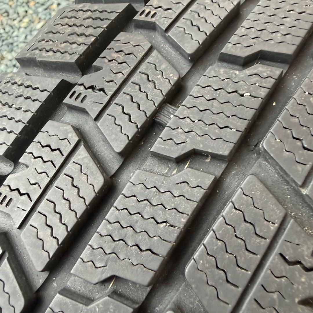 195/65R15グッドイヤースタッドレスタイヤ４本ヴォクシープリウスセレナ他