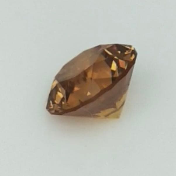 プチプラ！ファンシーカラーダイヤモンド0.48ctラウンド