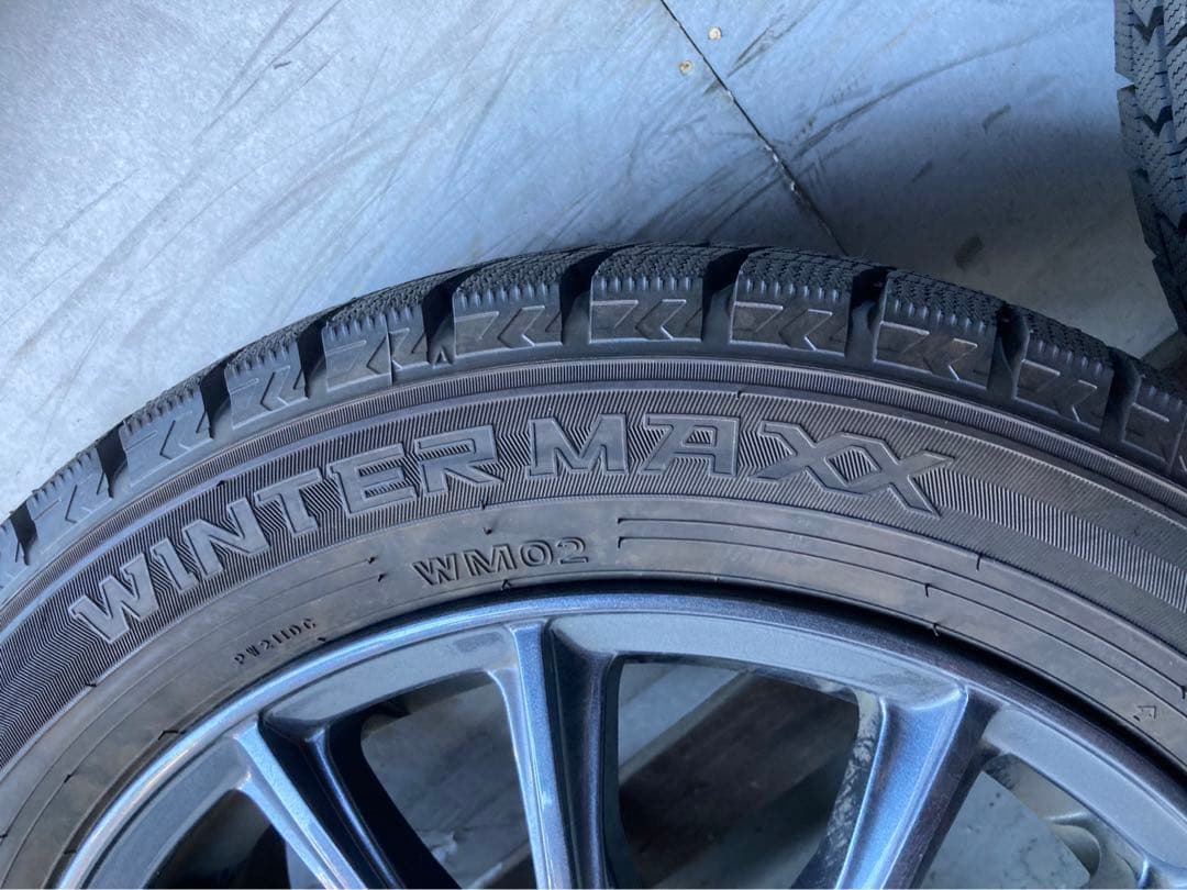 lucky7さん専用④タイヤほぼ新品ダンロップウィンターマックス コンパクトカー