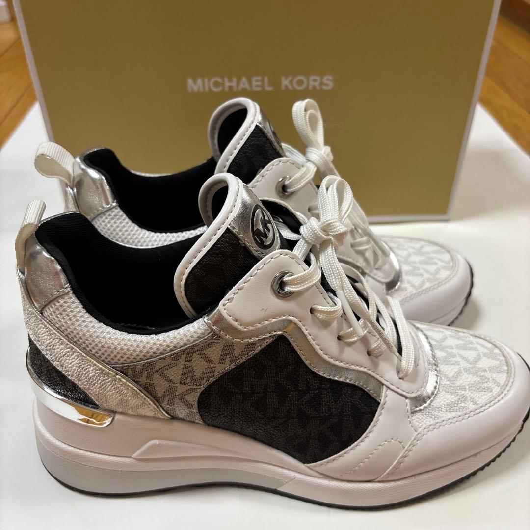 MICHAEL KORS スニーカー ホワイト/ブラック