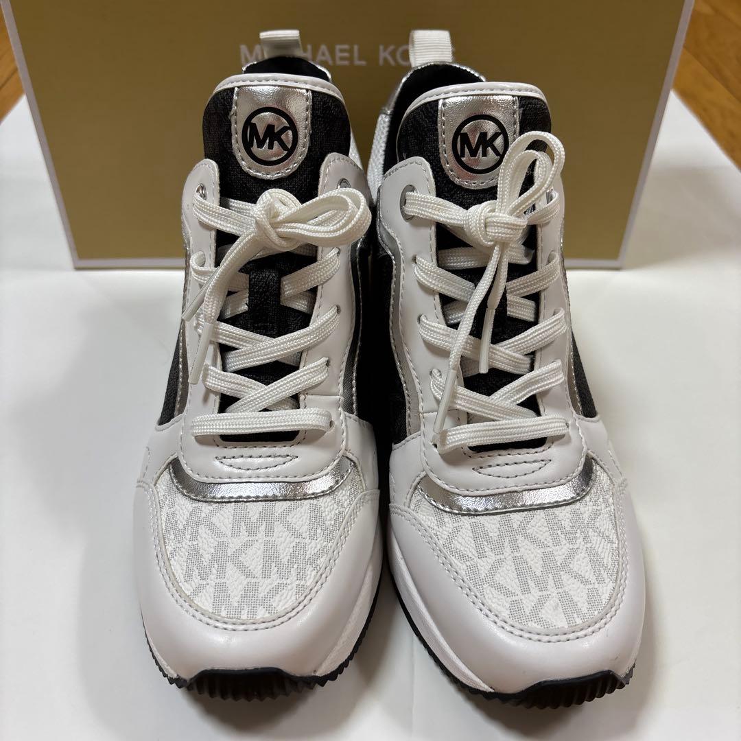 MICHAEL KORS スニーカー ホワイト/ブラック