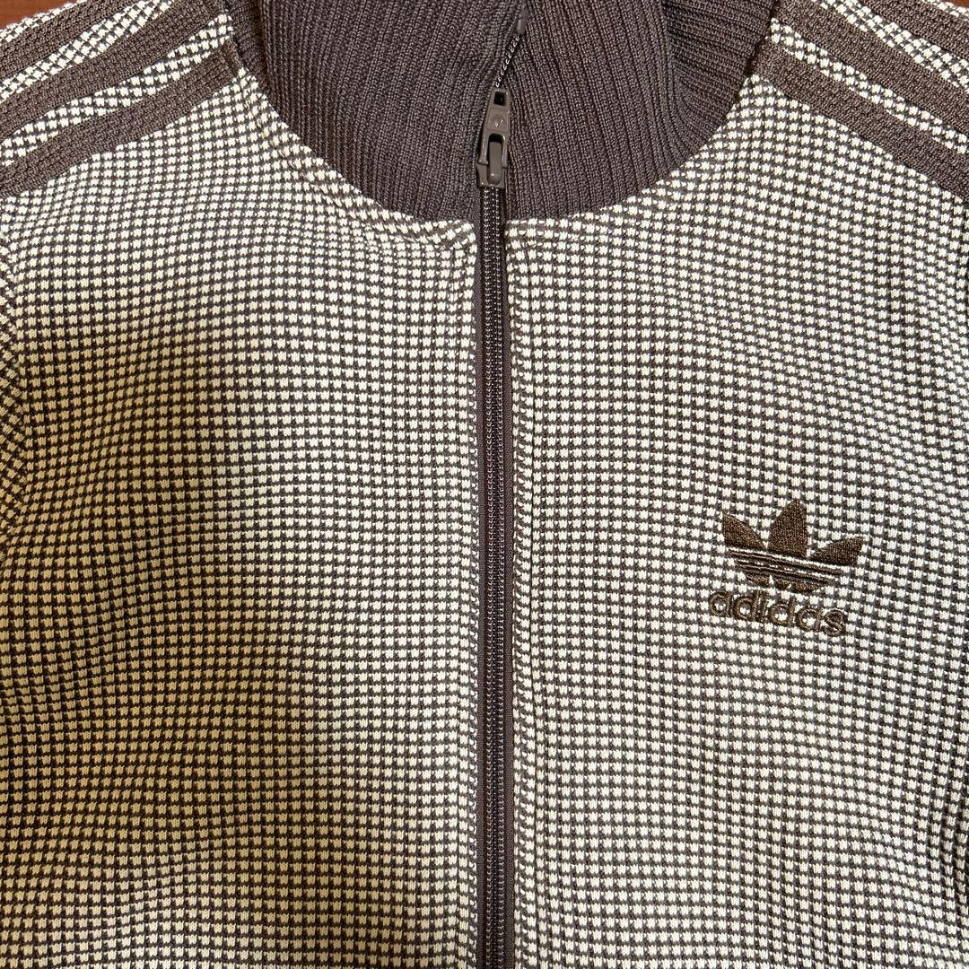 アディダス クロップ　トラックトップ　ジャージ