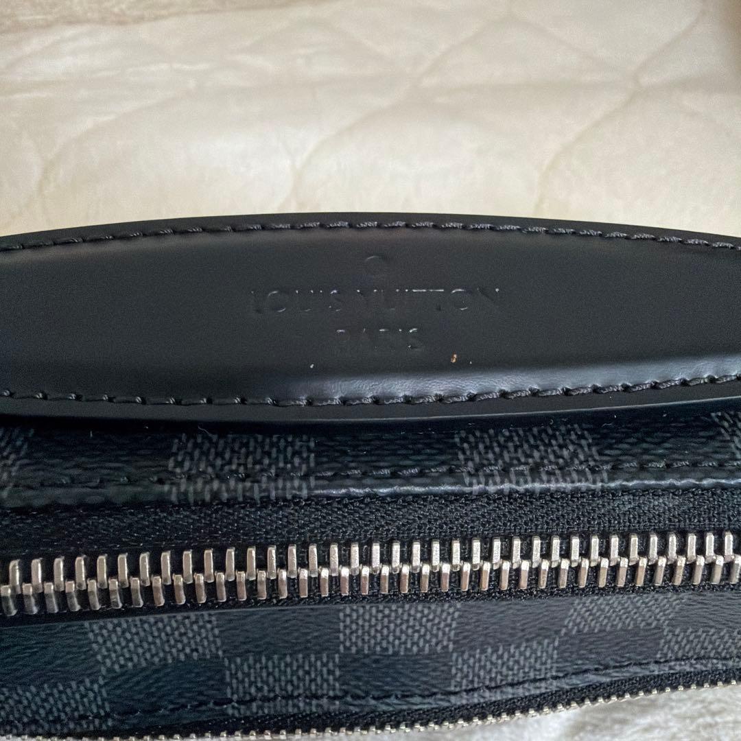 ルイヴィトン ダミエ グラフィット アンブレール N41289