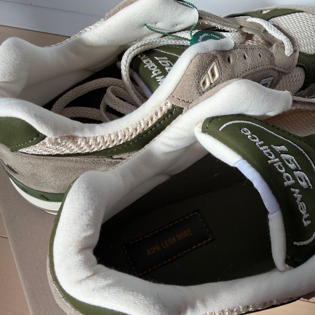 新品未使用　M991CRS NB×エメレオンドレ　26.5