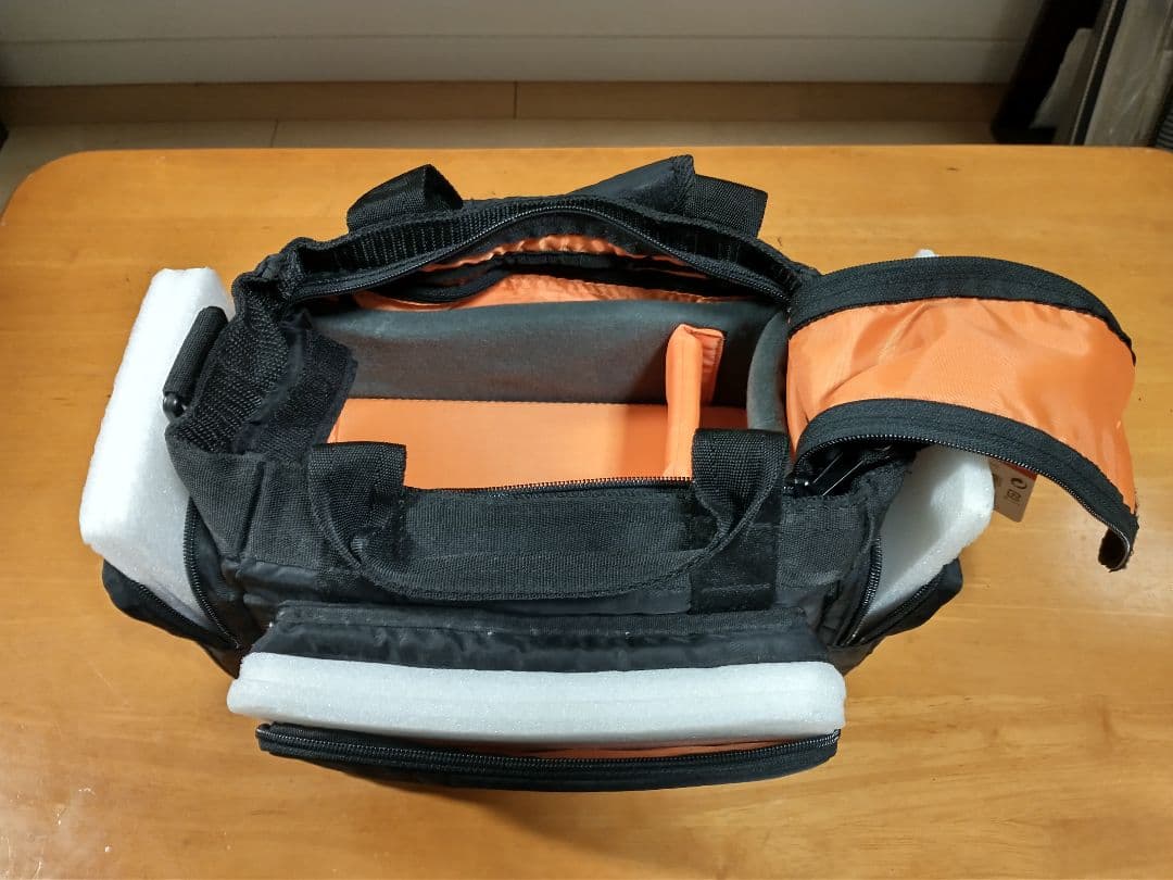 Canon HD ビデオカメラ ivis HF20 ＆ソフトキャリングケース