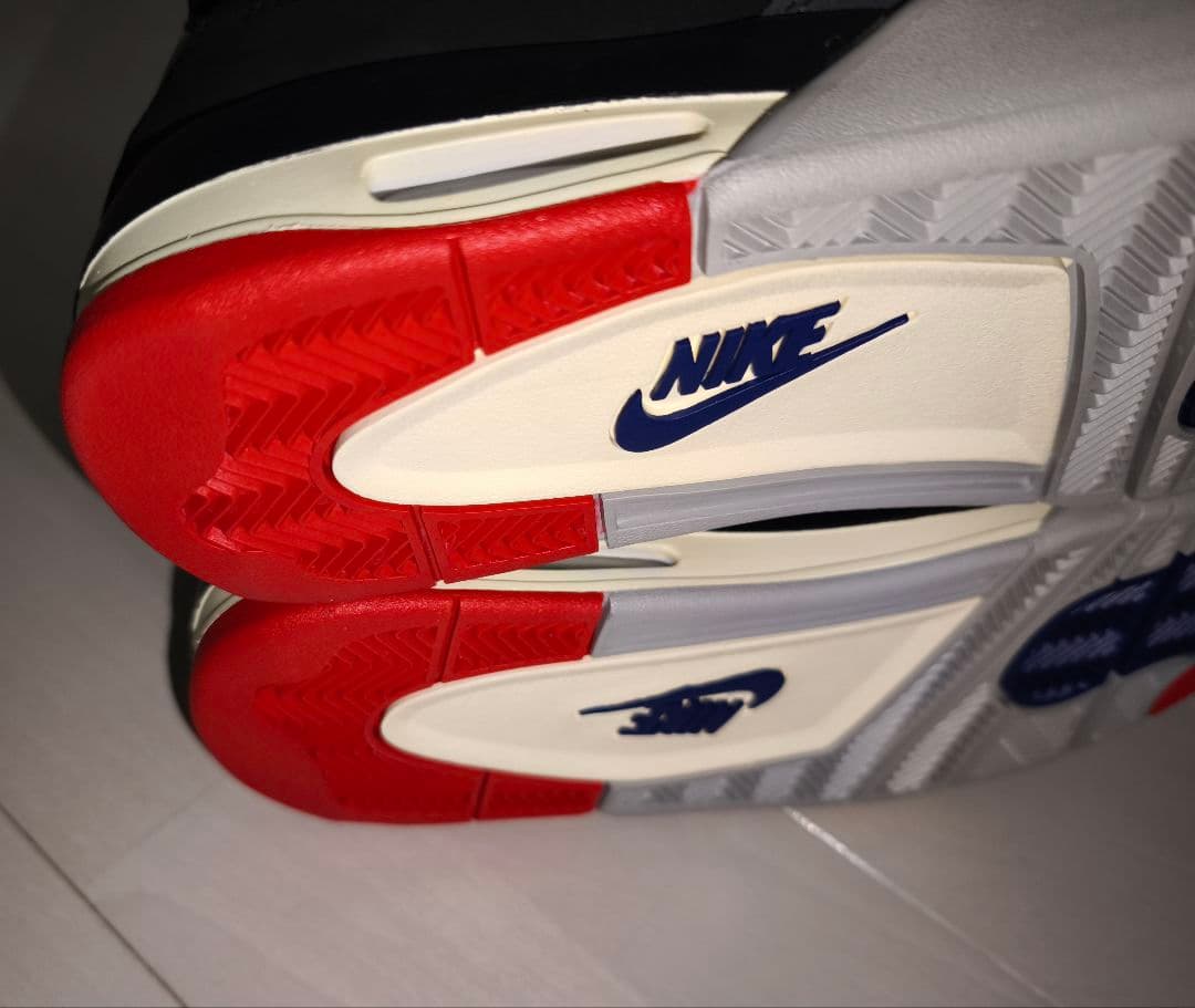 靴 Nike Air Jordan 4 \"Rare Air\" 27.5cm