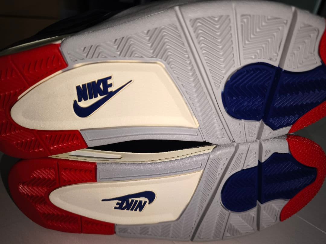 靴 Nike Air Jordan 4 \"Rare Air\" 27.5cm