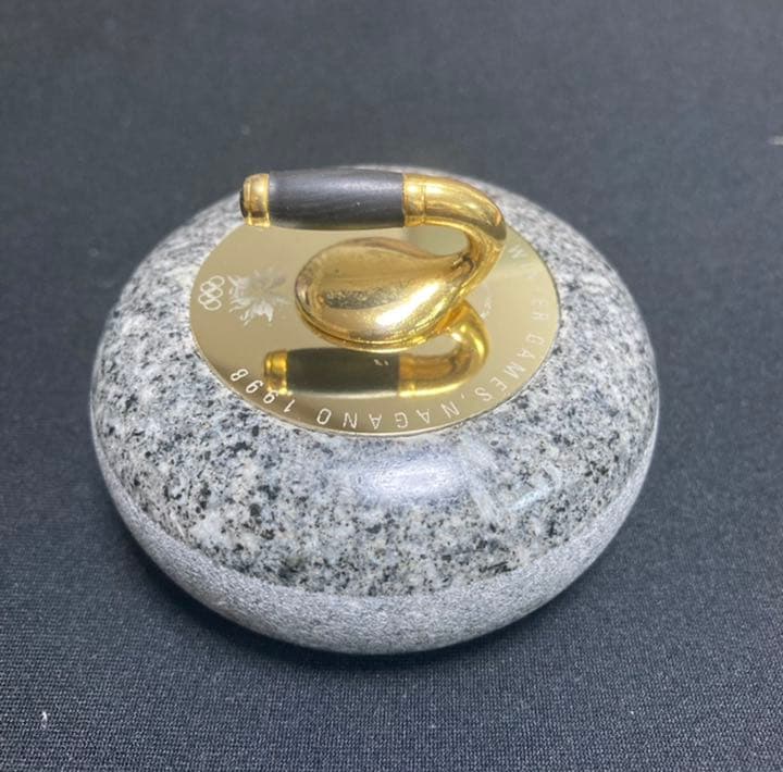 カーリングストーン　長野オリンピック公式　シリアルナンバー付き