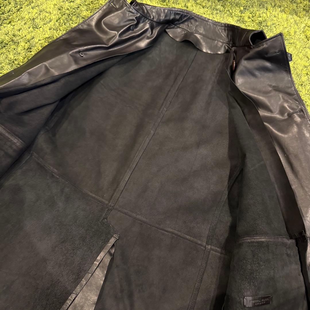 希少 ボッテガヴェネタ レザー ロングトレンチコート 一枚革 ブラック