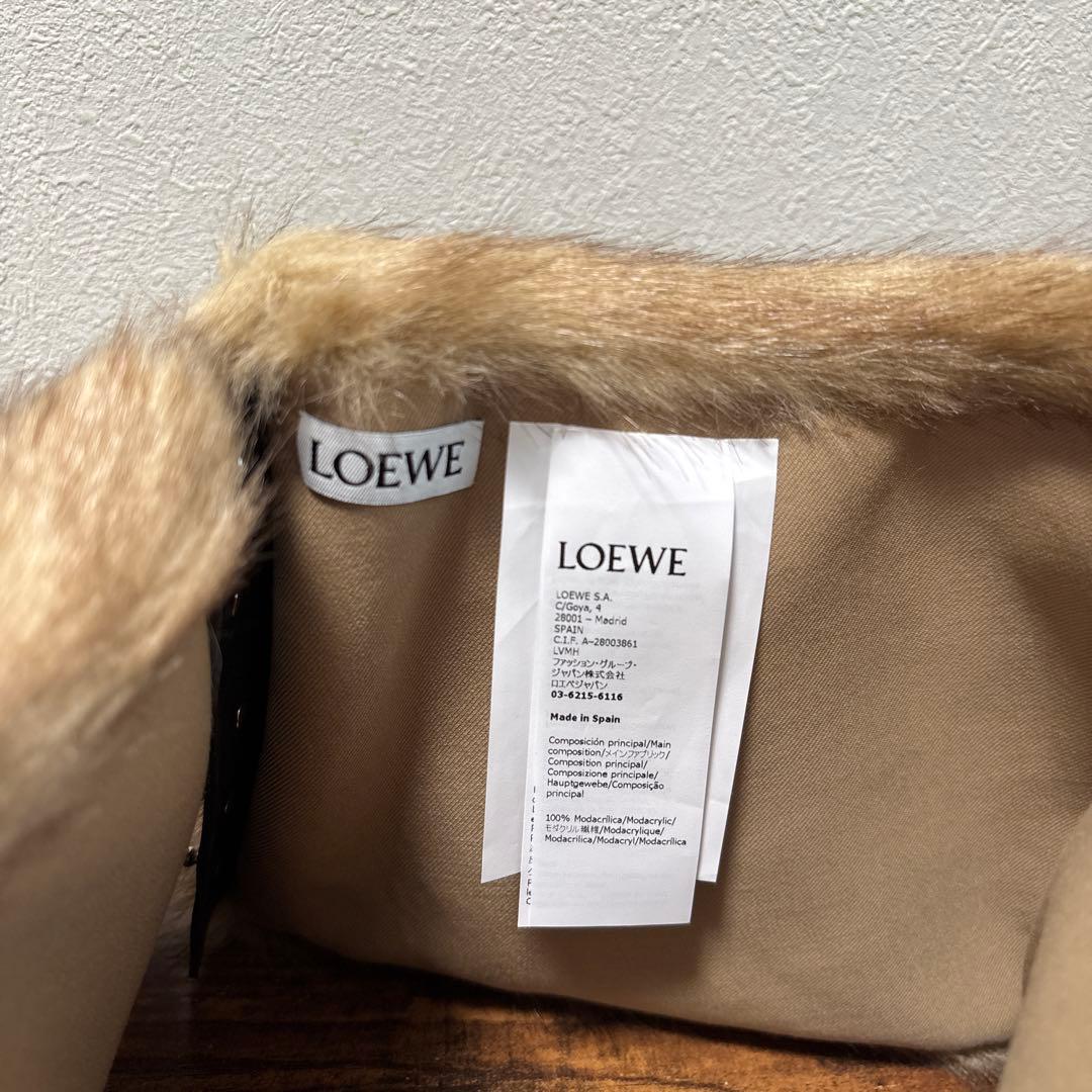 LOEWE ロエベ　ファーネックカラー