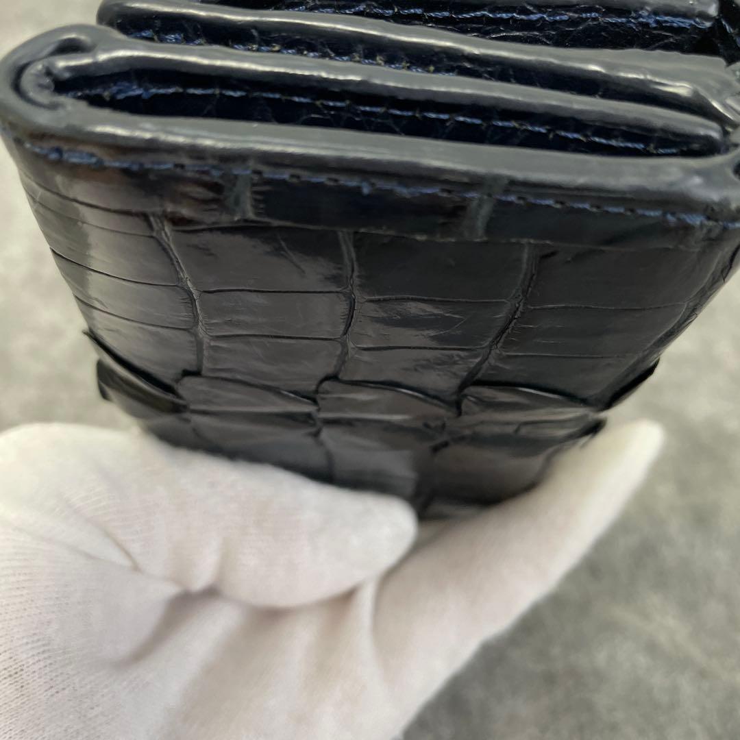 ナイルクロコダイル、三つ折り財布、コンパクト、本革、ブラックネイビー　内側型押し