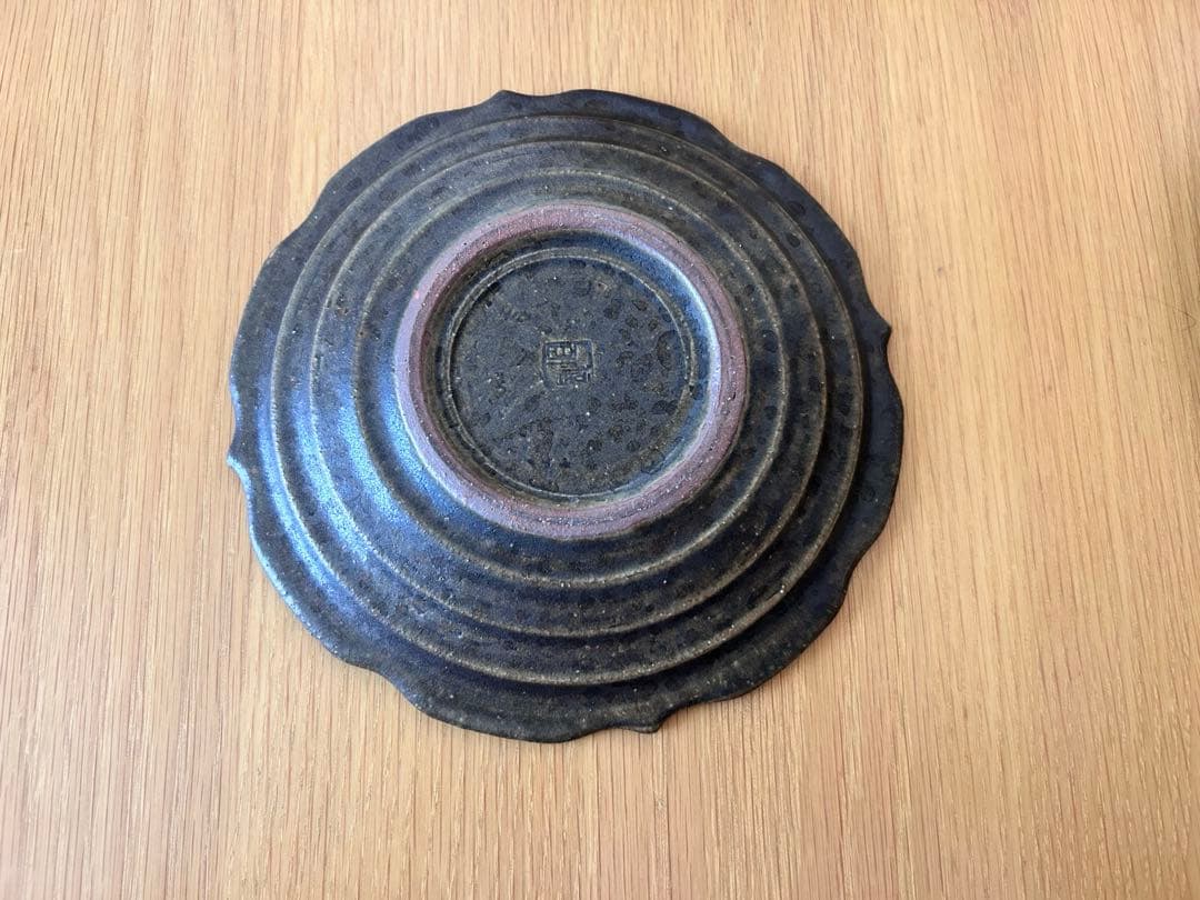 古谷浩一　彫刻皿　6寸　錆釉(焦茶色) ４枚セット