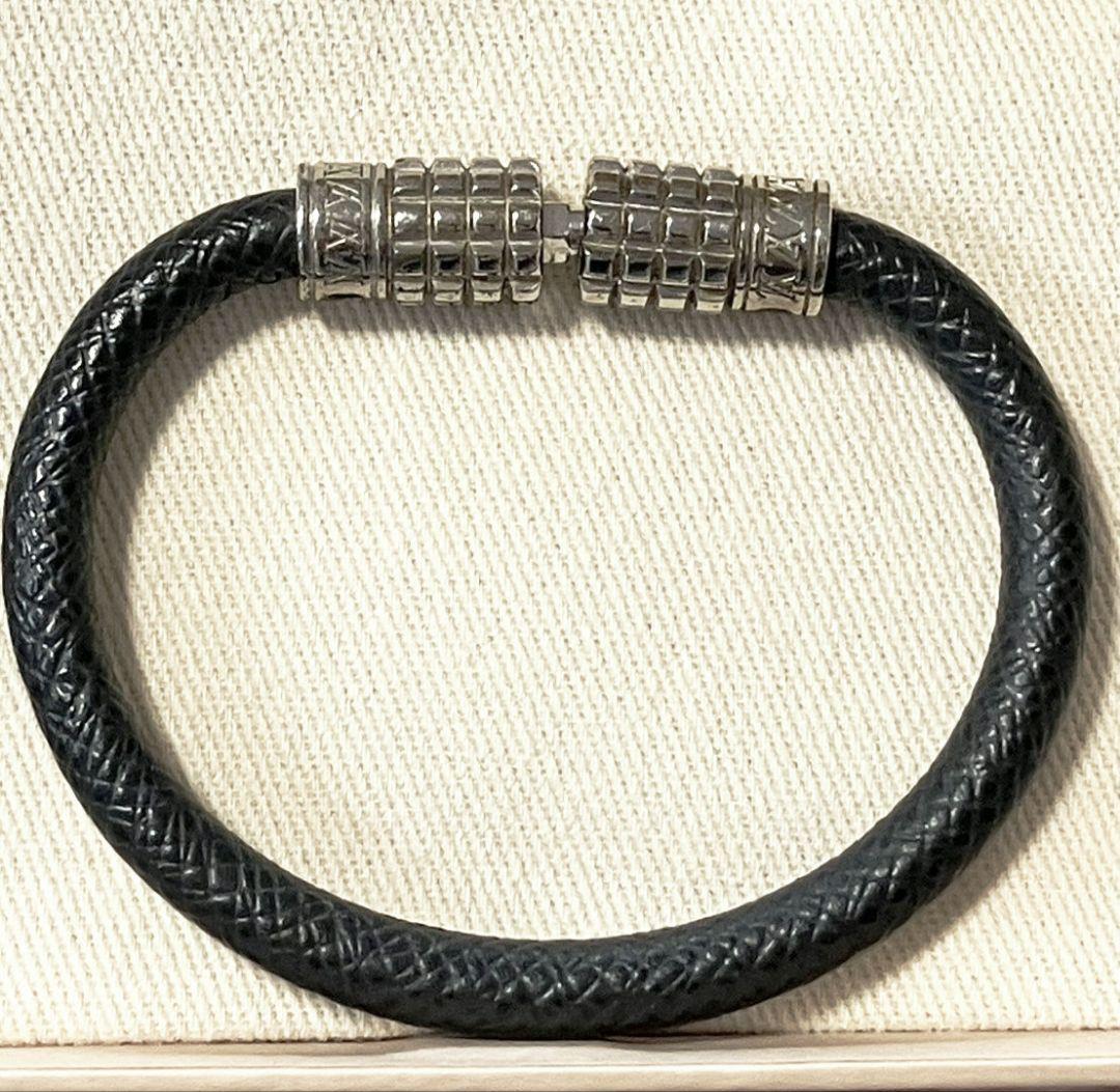 Louis Vuitton （ルイ・ヴィトン）タイガ　バングル　ブレスレット