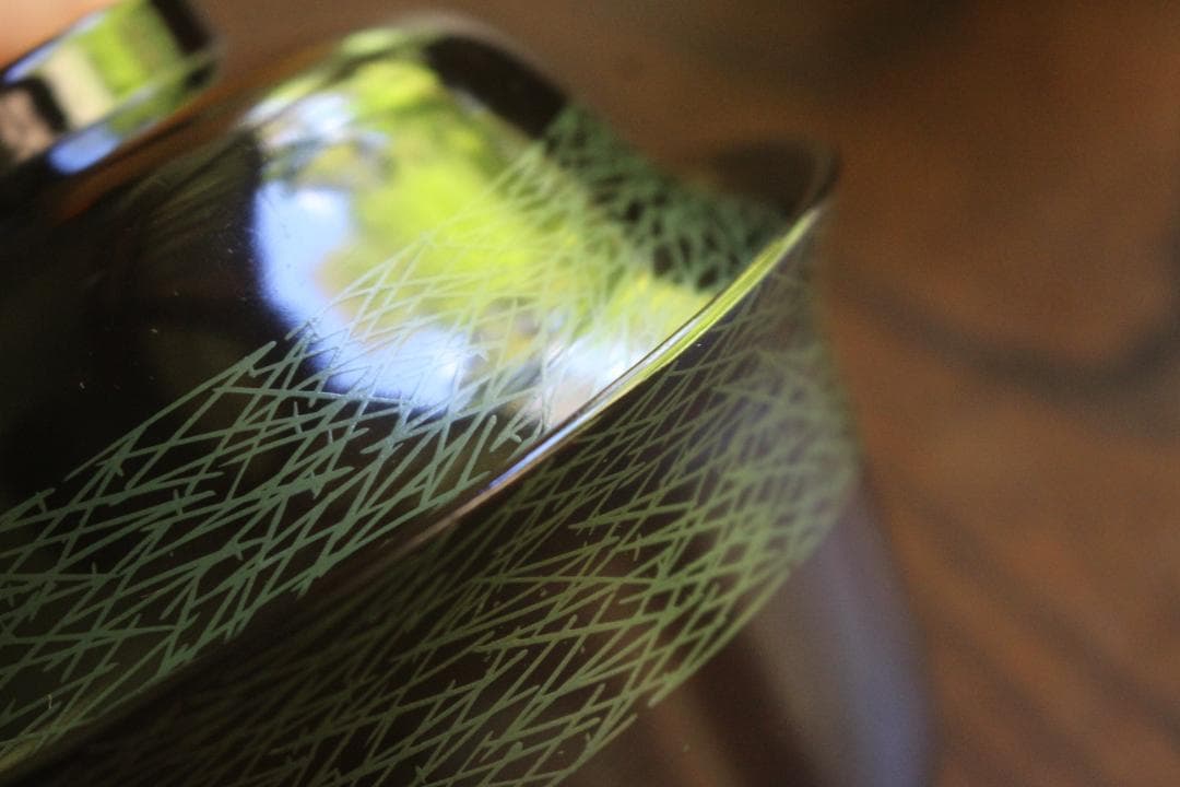 時代逸品！時代黒漆に風情ある青漆松葉蒔絵の映える四つ椀（検京塗懐石道具煮物椀