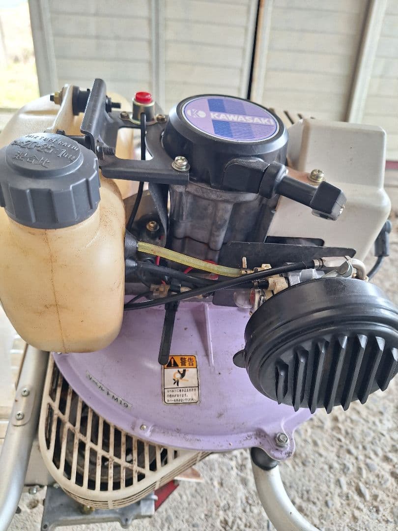 カワサキ技研　茶刈機　SV-110W