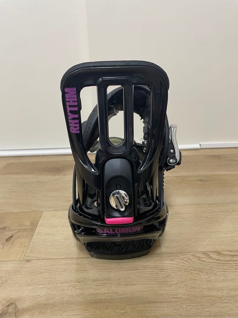 SALOMON RHYTHM スノーボードビンディング ブラック/ピンク