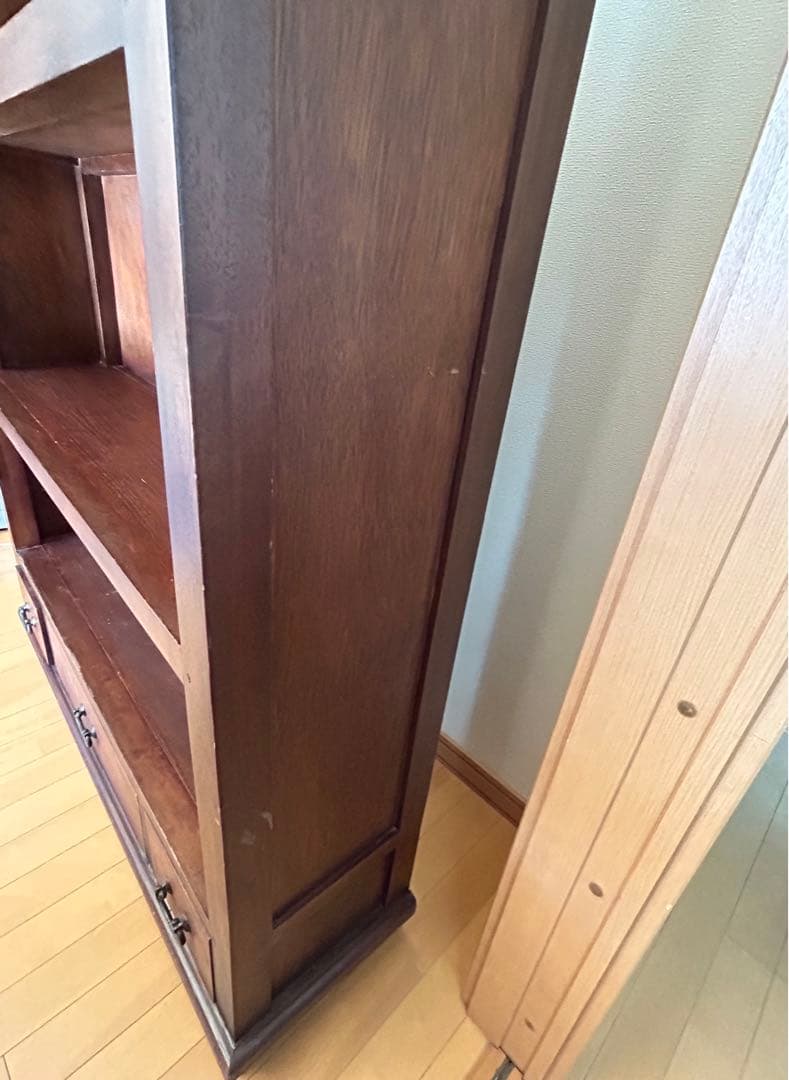 輸入家具ビィンテージ棚　釘の使用は無し　職人技‼️大特価SALE中