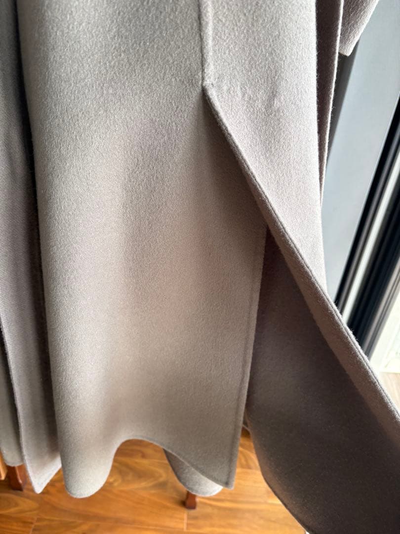 BEIGE, ロングコート＊　ウール100% キュプラ裏地