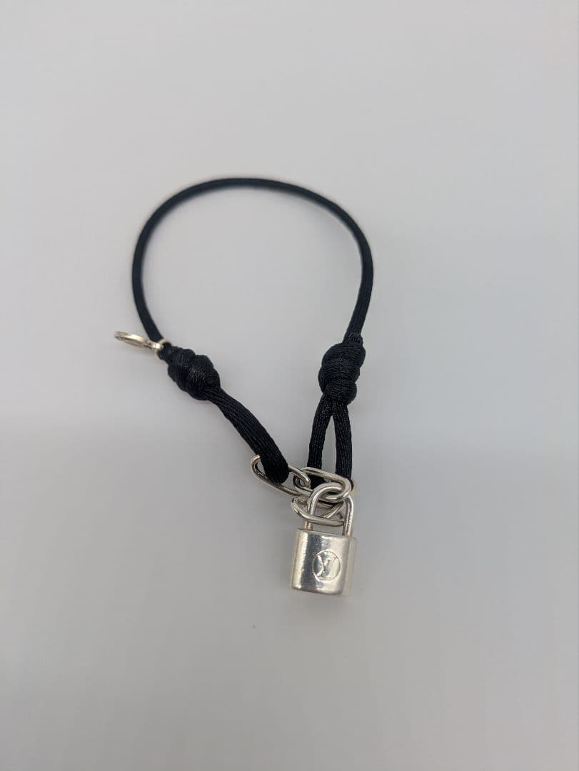 ルイヴィトン シルバー ロックイット ブレスレット 黒 ブラック Q95864