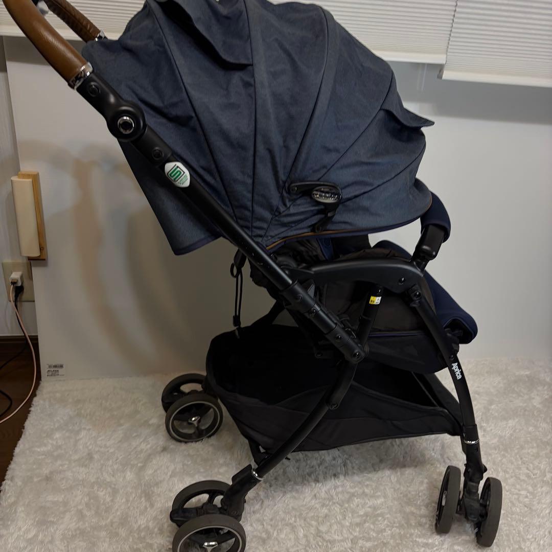 美品 Aprica アップリカ ラクーナビッテクッション　ベビーカー　レザー