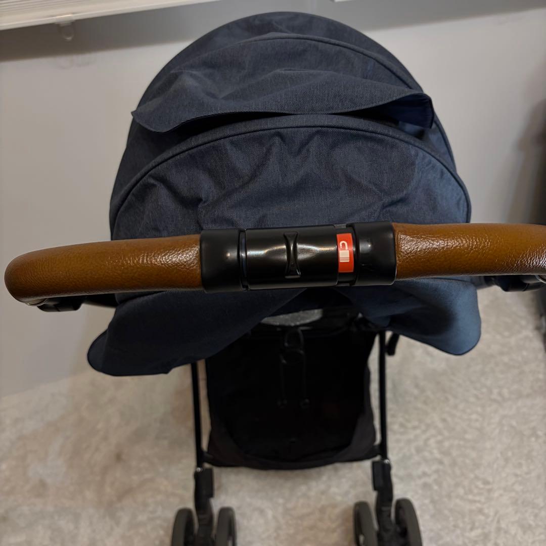 美品 Aprica アップリカ ラクーナビッテクッション　ベビーカー　レザー