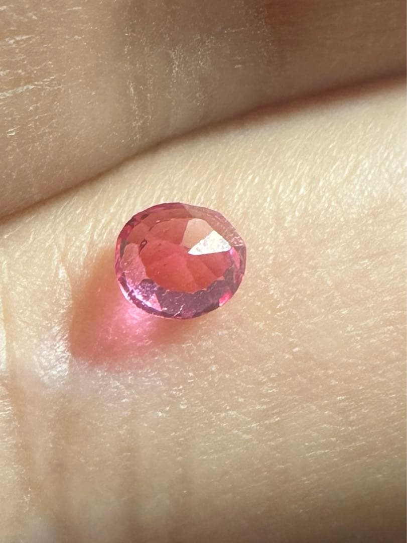 天然アヤナスピネル 0.320ct