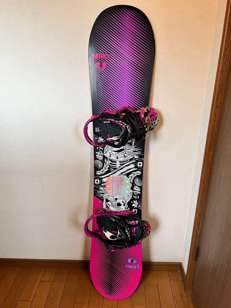 NITROスノーボード板　FLUXビンディング　レディース　ALLセット売り