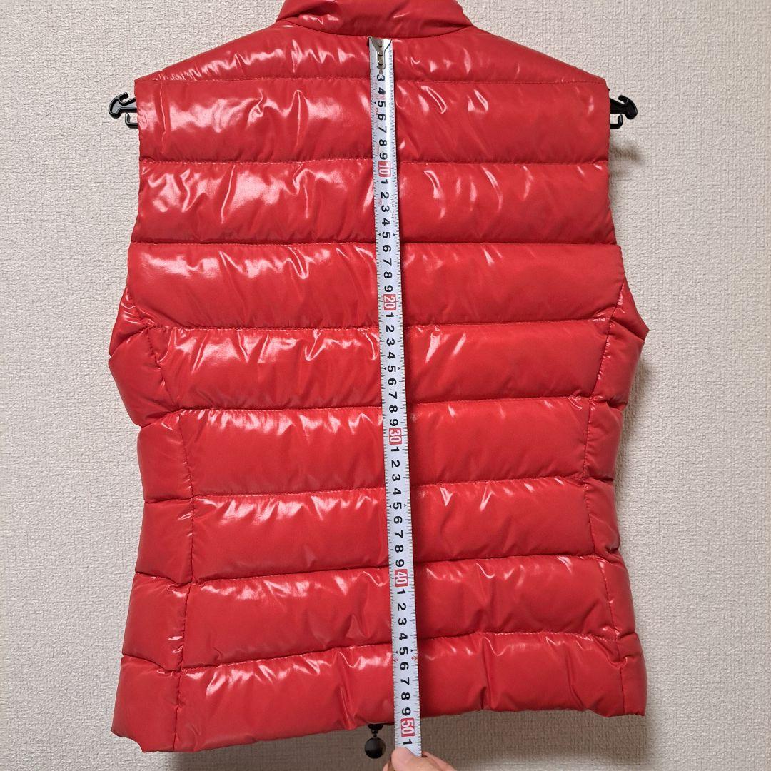 Moncler 赤 ダウンベストレディース