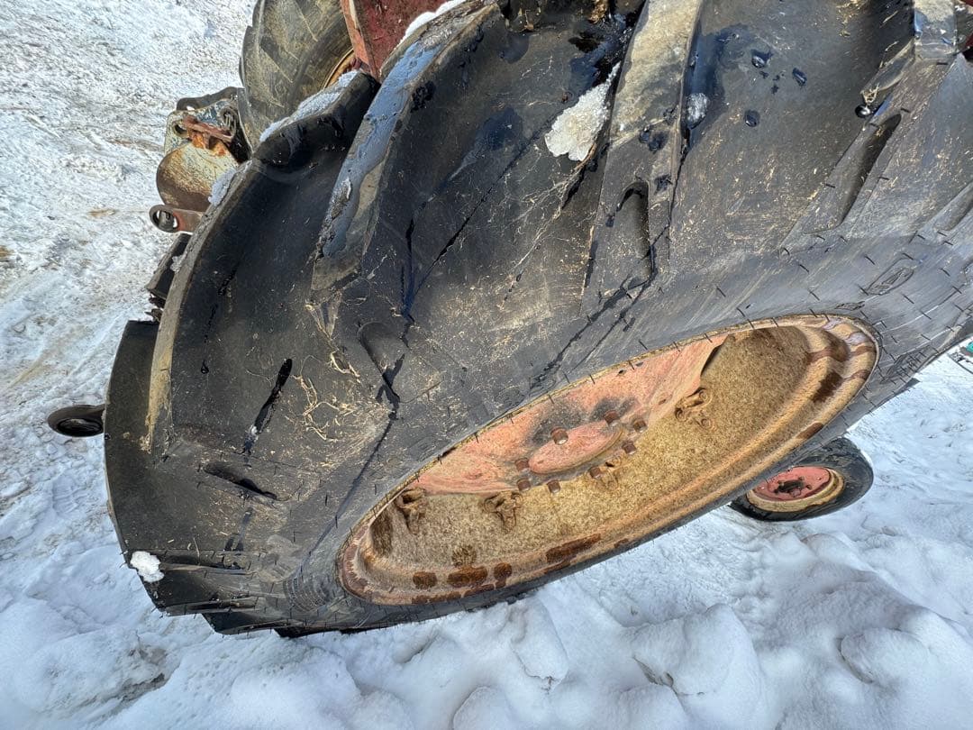 コマツインターナショナル５２３　トラクター　ジャンク品