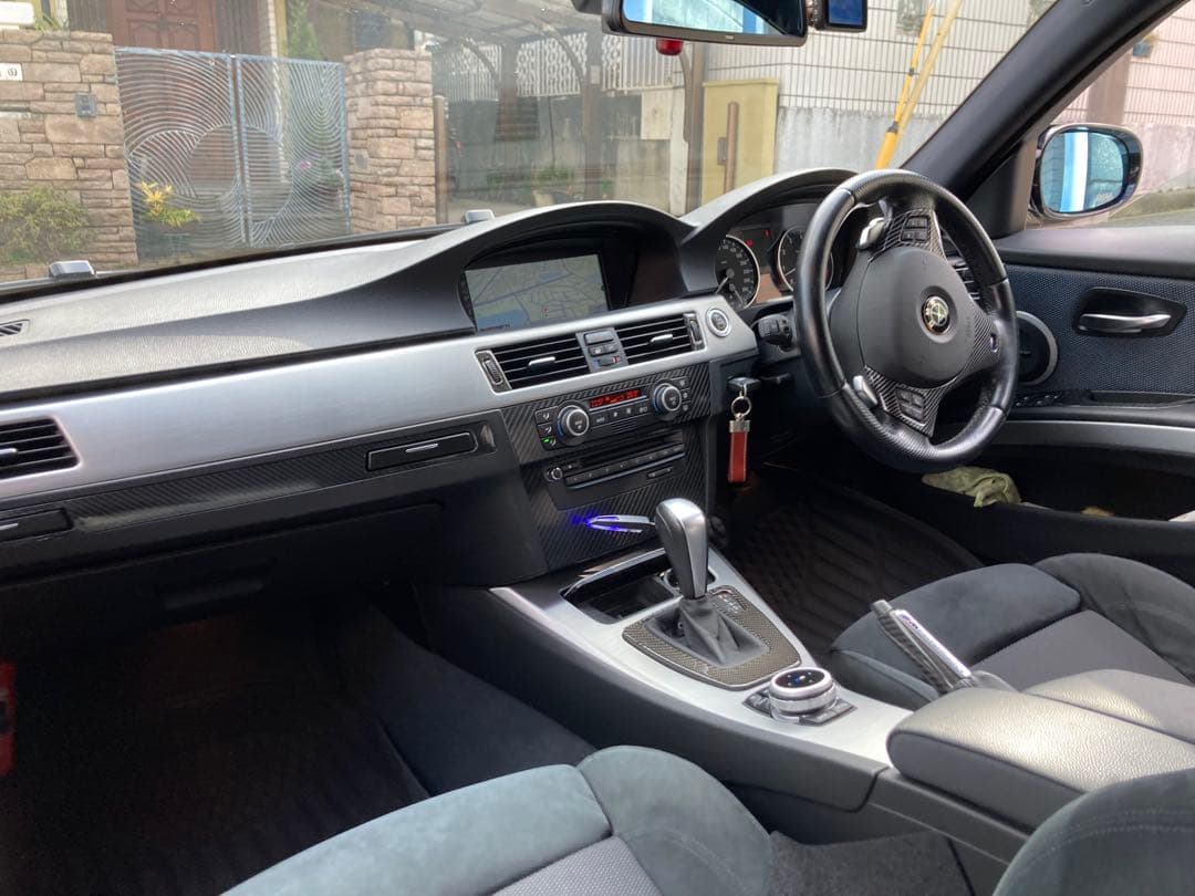 希少！後期型　自然吸気6気筒2500cc E90  325i Mスポーツ白