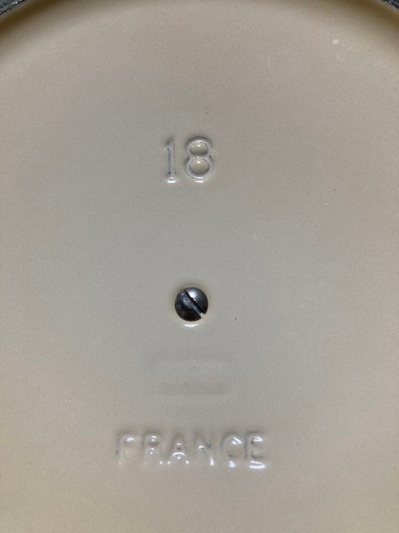 ル・クルーゼ　ココットロンド　18㎝　イエロー系　美品です