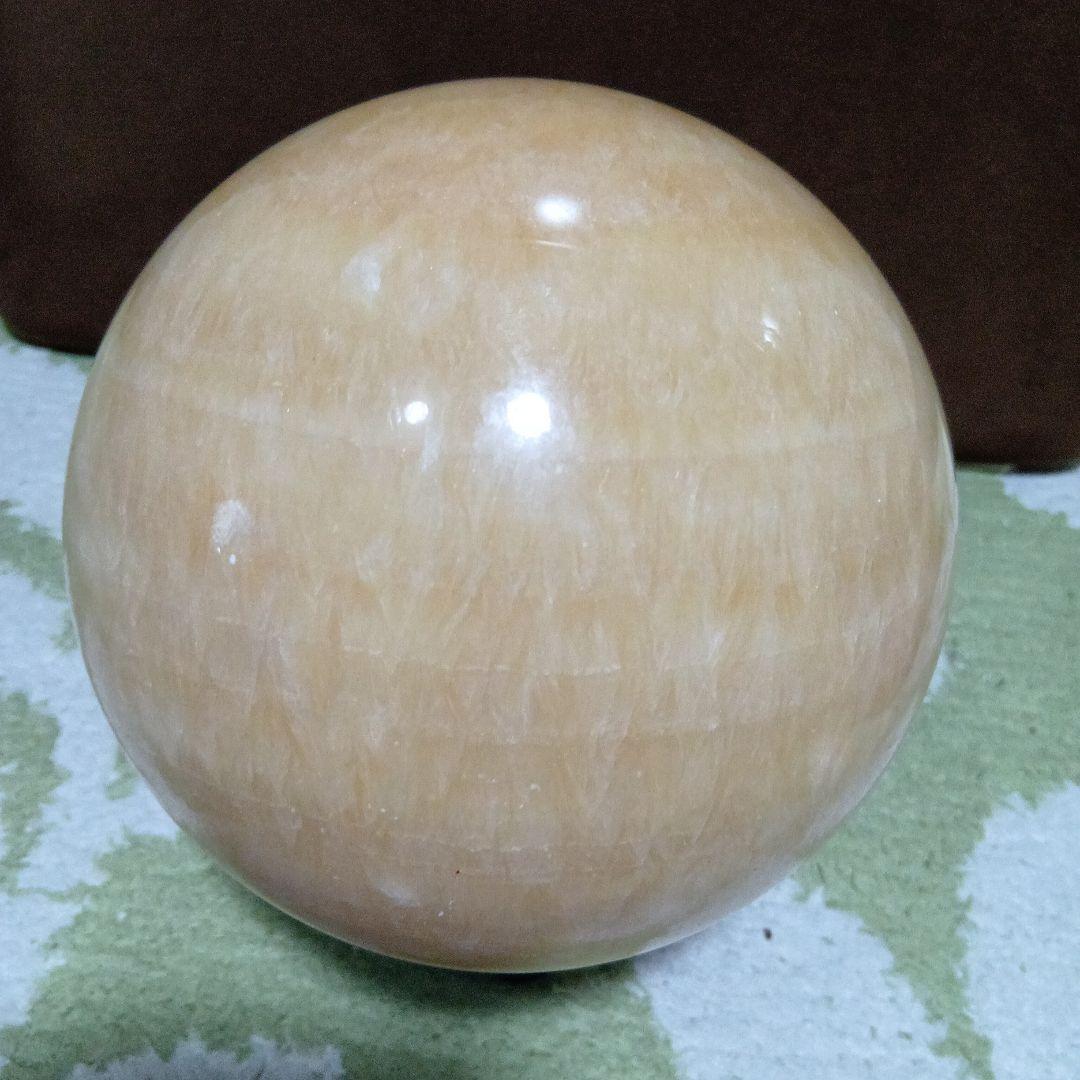アラゴナイト　特大スフィア　　　　１５センチ超　４．６キロ