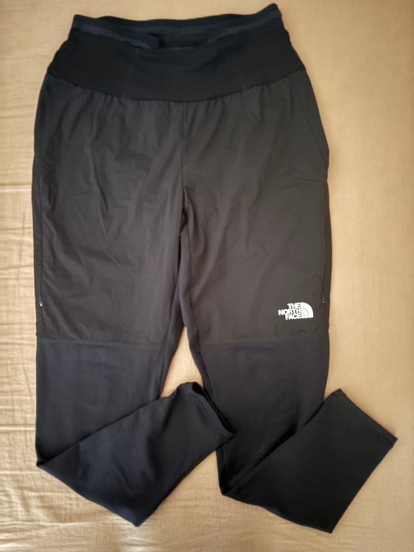 【専用機ノースフェイス ホワイトライトタイツ NB82375 ブラックメンズ