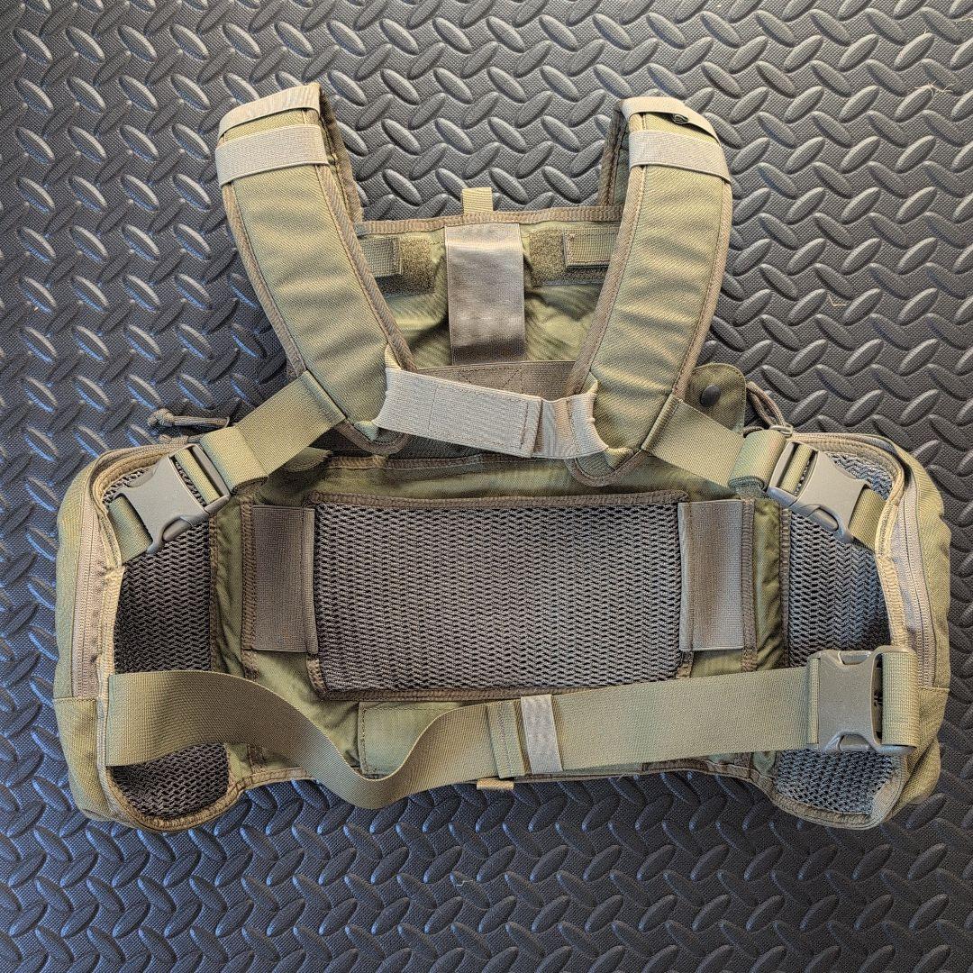 タスマニアンタイガー チェストリグ オリーブドラブ