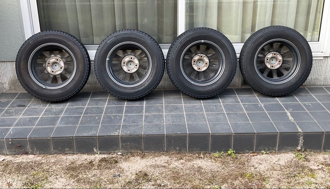 専用です　ブリヂストン スタットレスタイヤ VRX3 2023年製2本