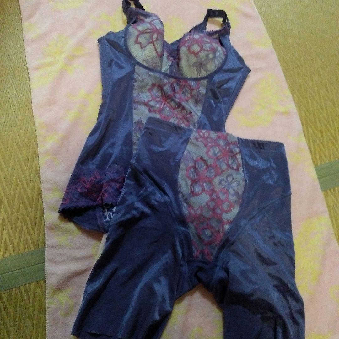 マルコMARUKOアヴァンセサクラ　ボディシェイパーD80＆ロングガードルEL