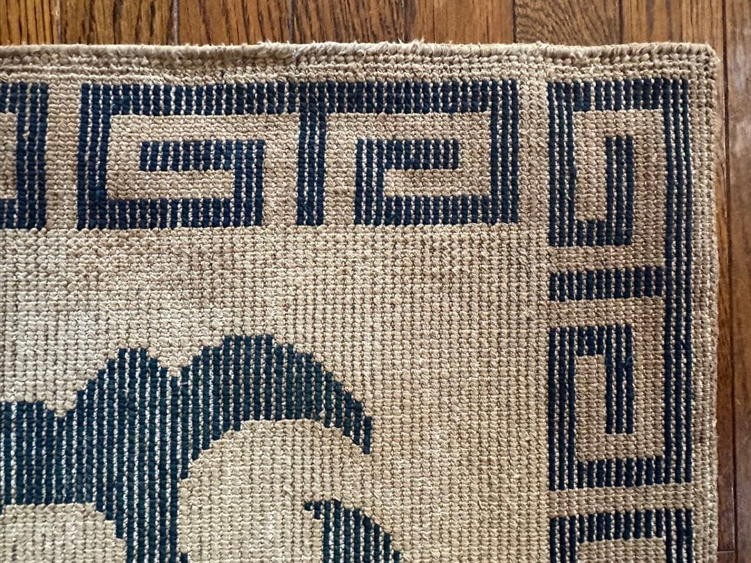 ビンテージ赤穂段通　伝統柄　専門家による修復とクリーニング済み