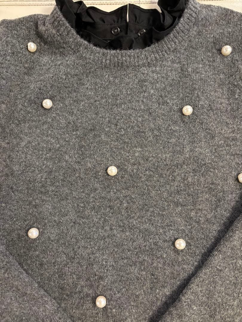 新品タグ付き✨ ジャスグリッティー パール刺繍プルオーバー