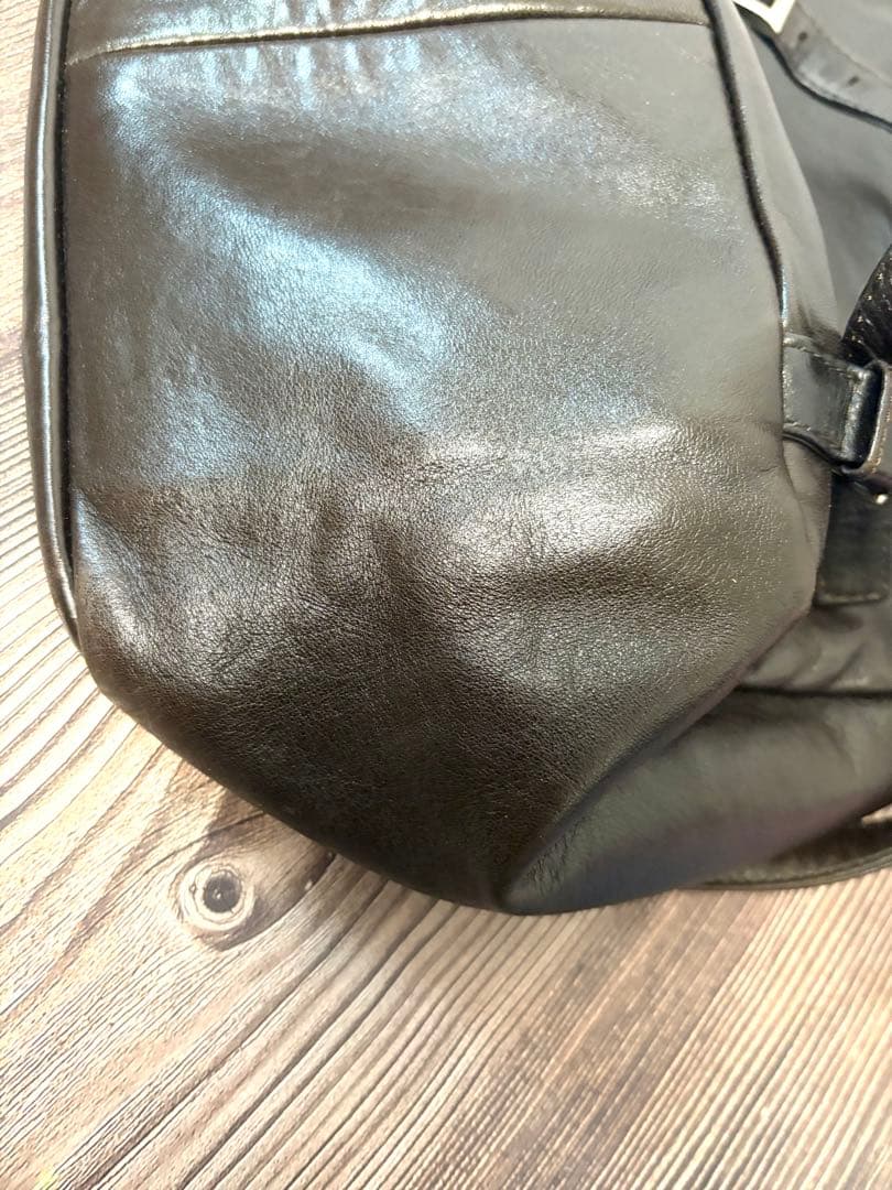 PRADA ブラウン　レザー ミニサイズ　バックパック