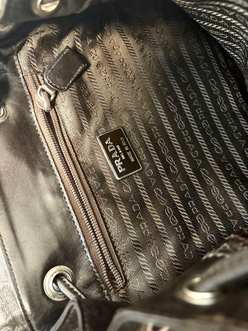 PRADA ブラウン　レザー ミニサイズ　バックパック